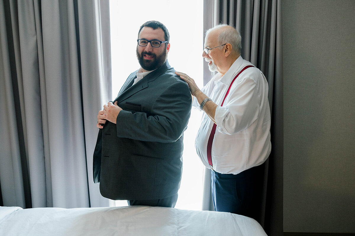Eliana-Melmed-Photography-Chicago-LosAngeles-Jewish-WeddingPhotography-ElianaSklar-SklarReady-00041
