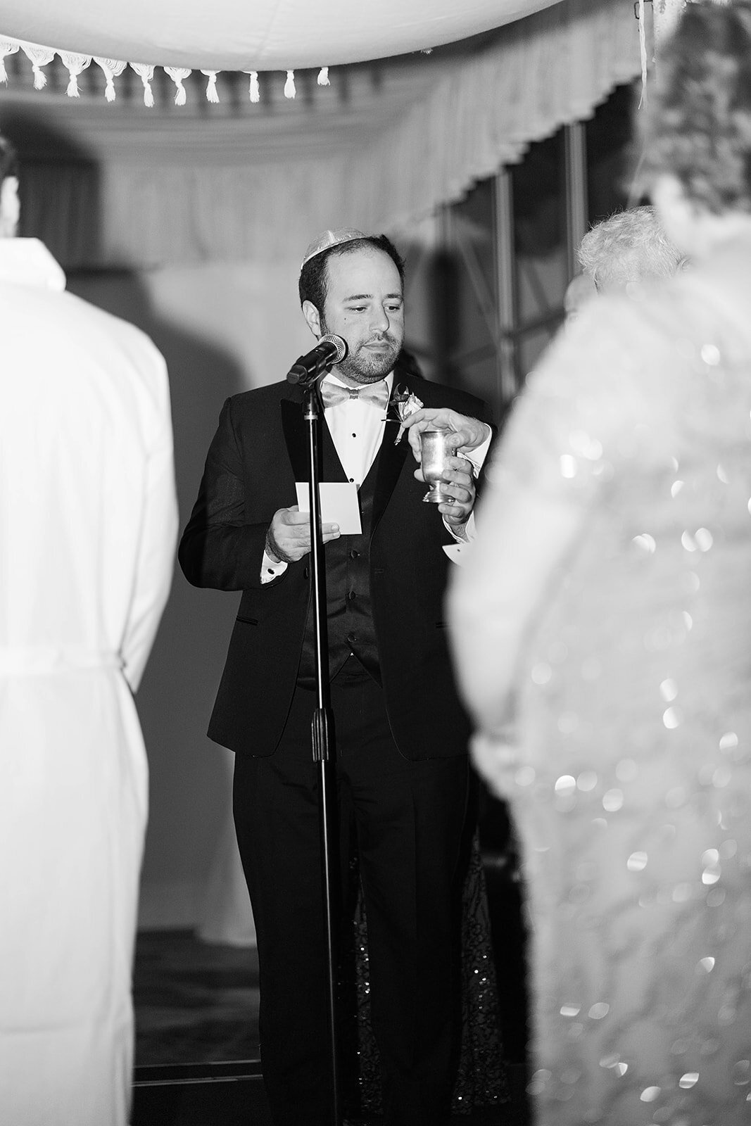 Eliana-Melmed-Photography-Chicago-LosAngeles-Jewish-WeddingPhotography-Chuppah-00205