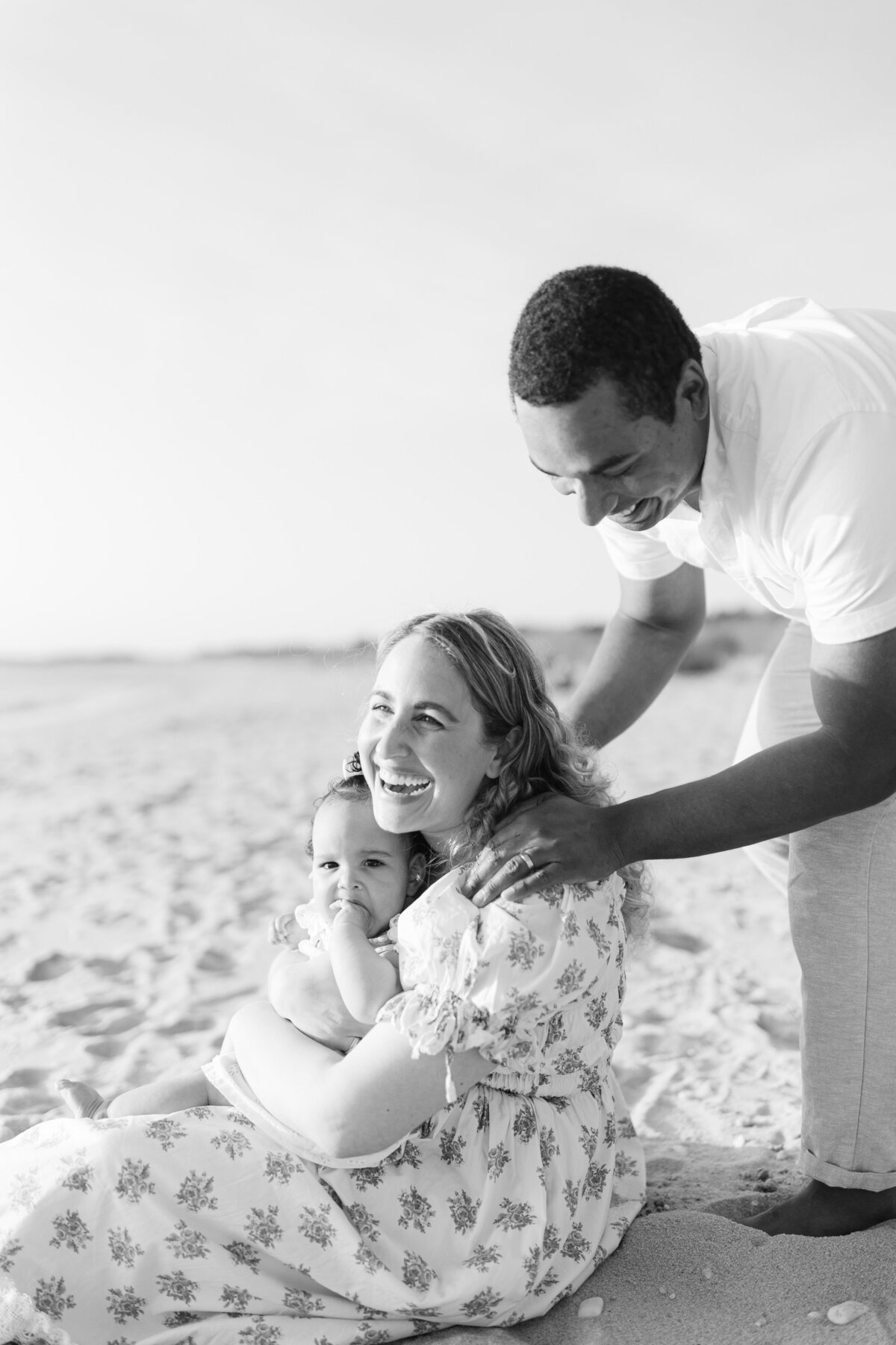 Jersey Shore family portraits on the beach at sunset - 11