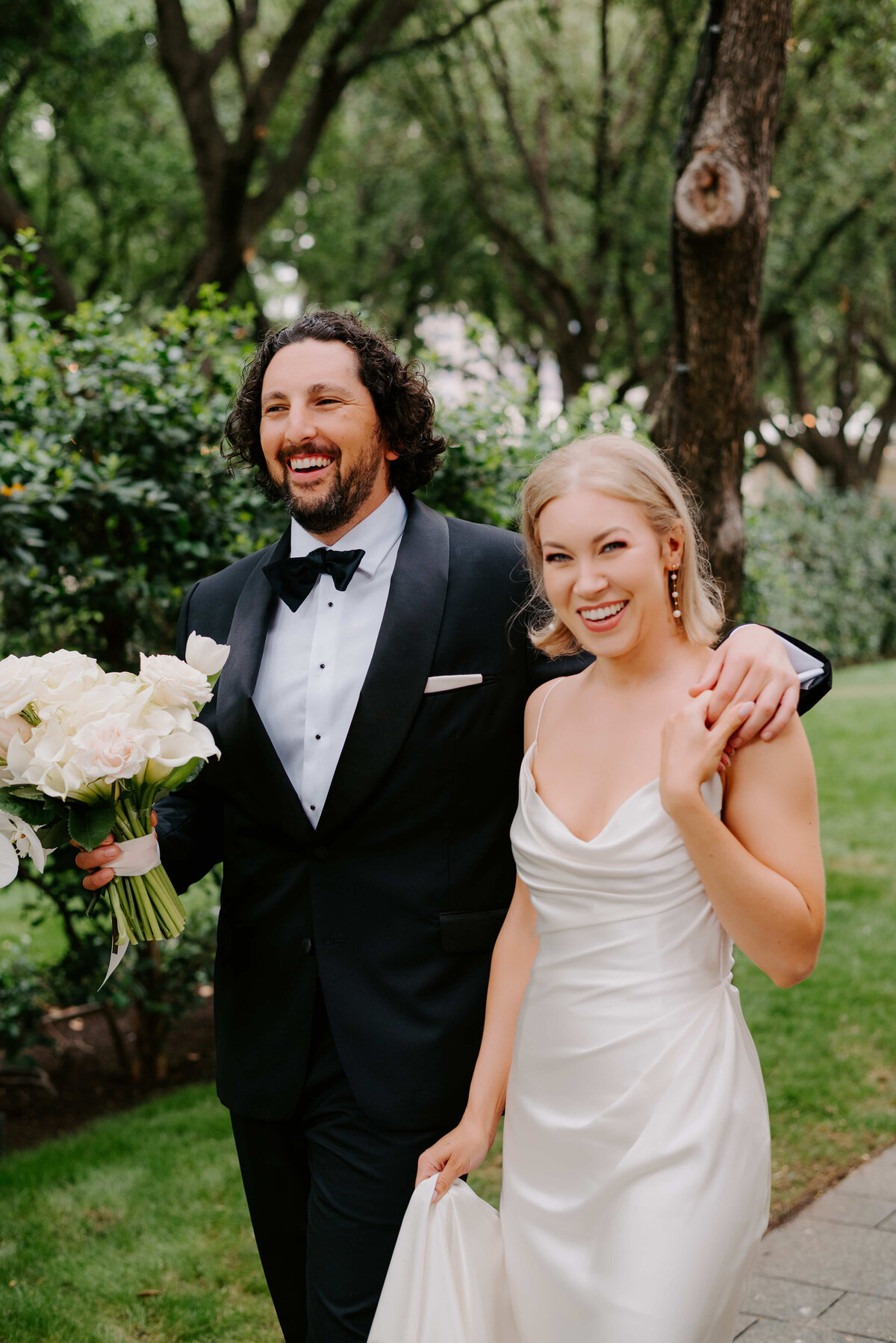 Nasher Sculpture Center Wedding - Ruchlin Wedding - FIRST LOOK + ROMANTICS - Kyrsten Ashlay Photography-41-Edit