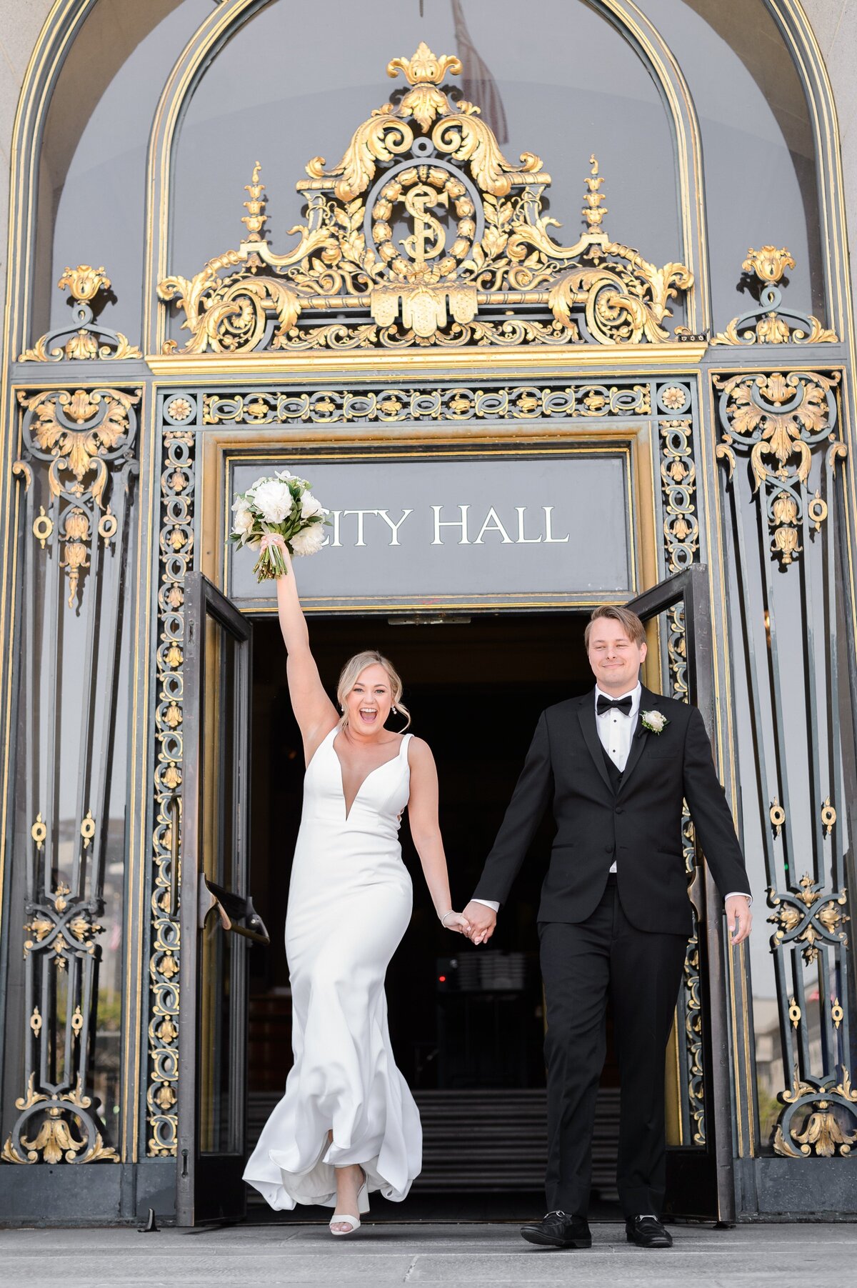 San Francisco Hall City Hall + Destination Wedding Photographer 091