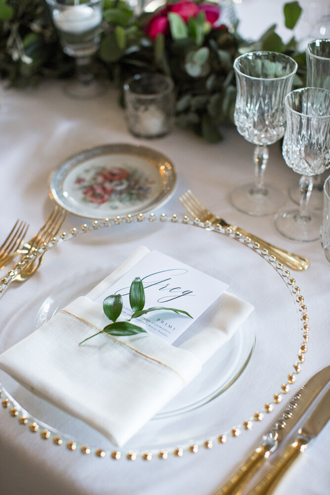 Gold placesetting ideas