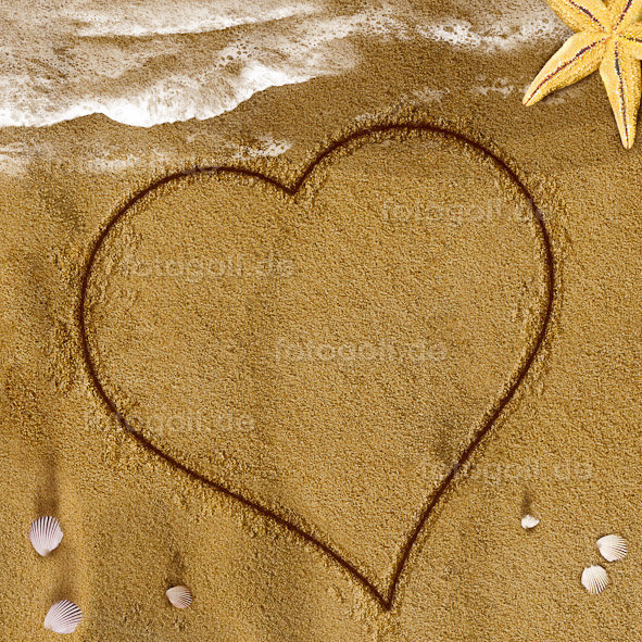 FOTO GOLL - HEART CANVASES - 20120119 - Don't Wash Away My Love_Square