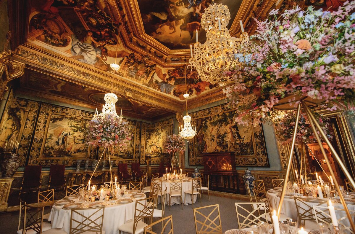 Destination Wedding Reception at Chateau Vaux Le Vicomte by Alejandra Poupel Events-7