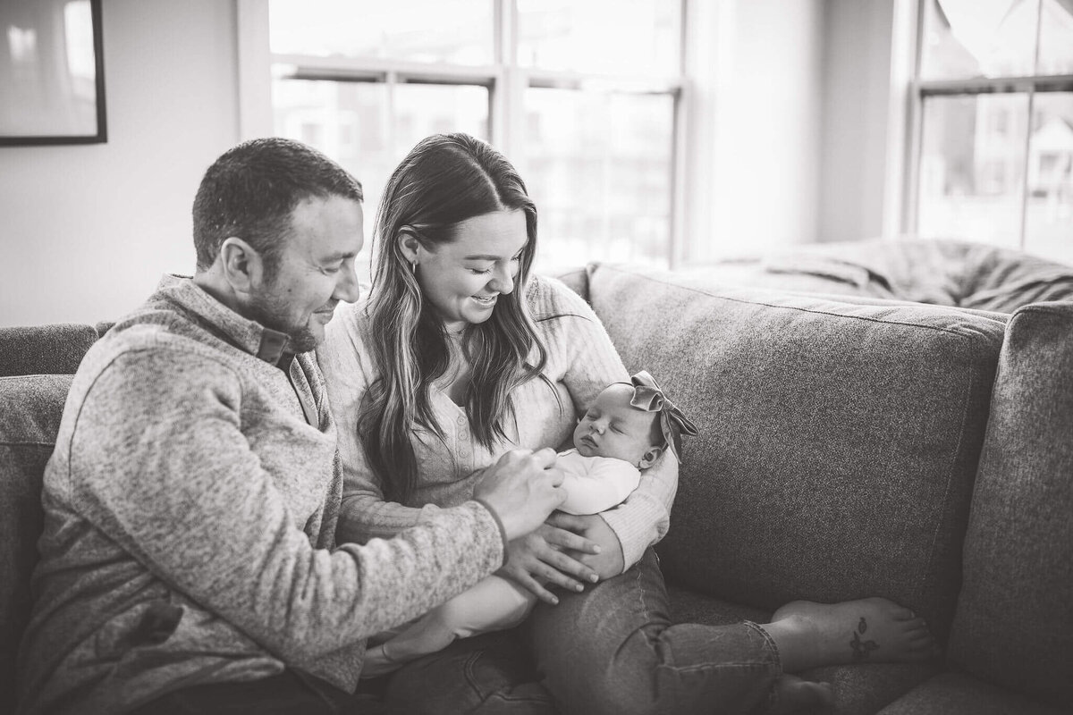 Harrisonburg-Newborn-Photographer-2-210