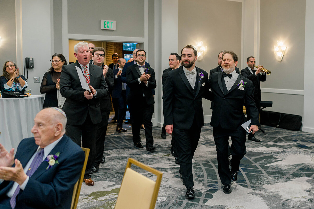 Eliana-Melmed-Photography-Chicago-LosAngeles-Jewish-WeddingPhotography-KabbalatPanim-00055