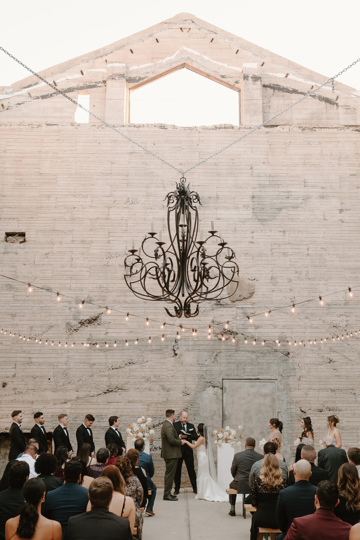 The-Phoenix-Icehouse-Downtown-Arizona-Wedding-Annette-Ambrose-Photography-25