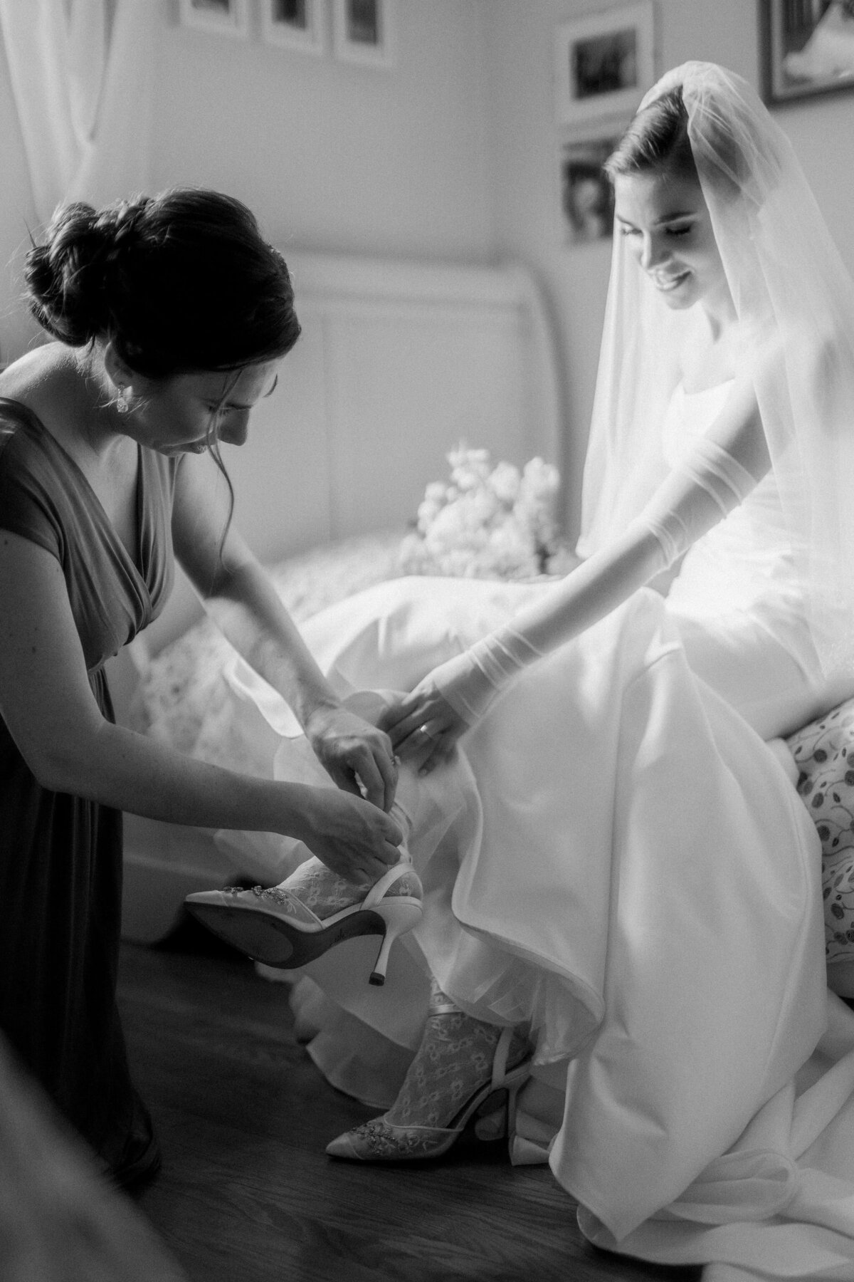 063-Cinematic-Editorial-Wedding-Toronto-Doctors-House-Lisa-Vigliotta-Photography