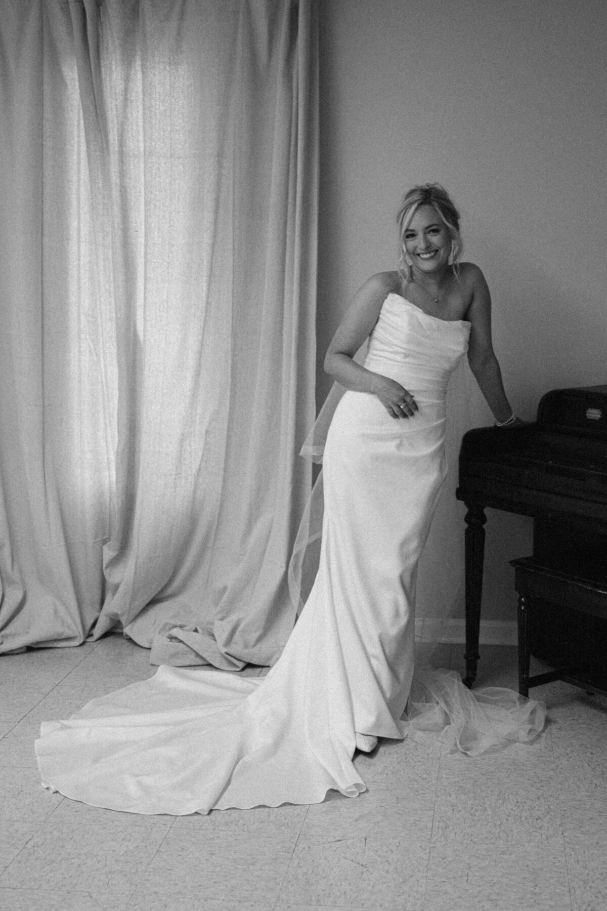 Bridal portrait photographed at La Jolla Cove in San Diego, CA.