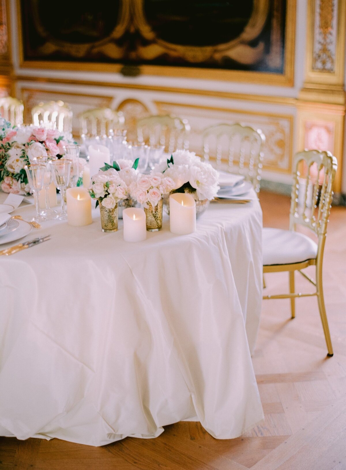 chateau-de-chantilly-luxury-wedding-phototographer-in-paris (56 of 59)