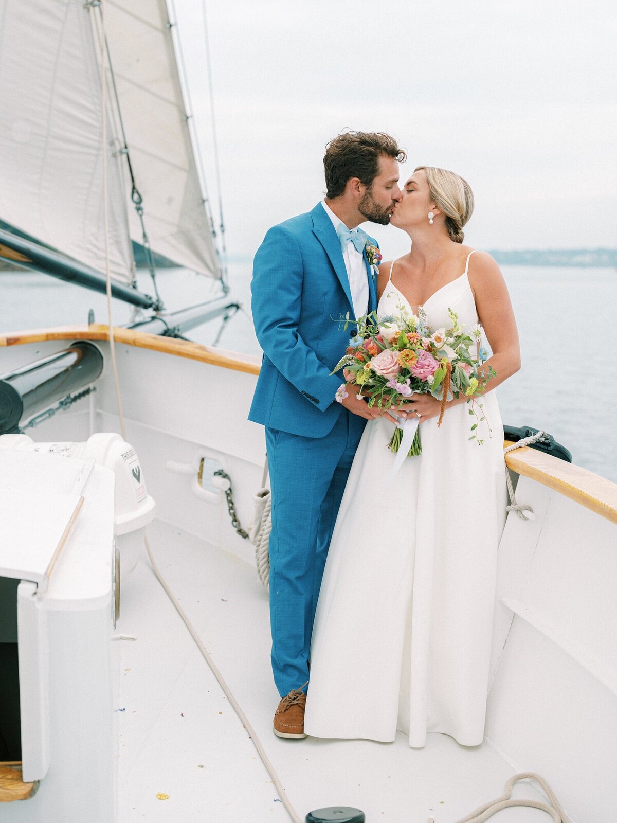 sailboat-schooner-wedding-portland-maine_0041