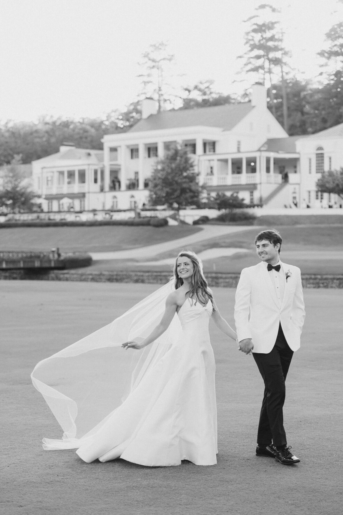 Hannah Miller Photography Luxury Wedding Engagement Photographer Southeast Auburn Alabama Weddings High-End Fine Art Light Airy H+P.R-116