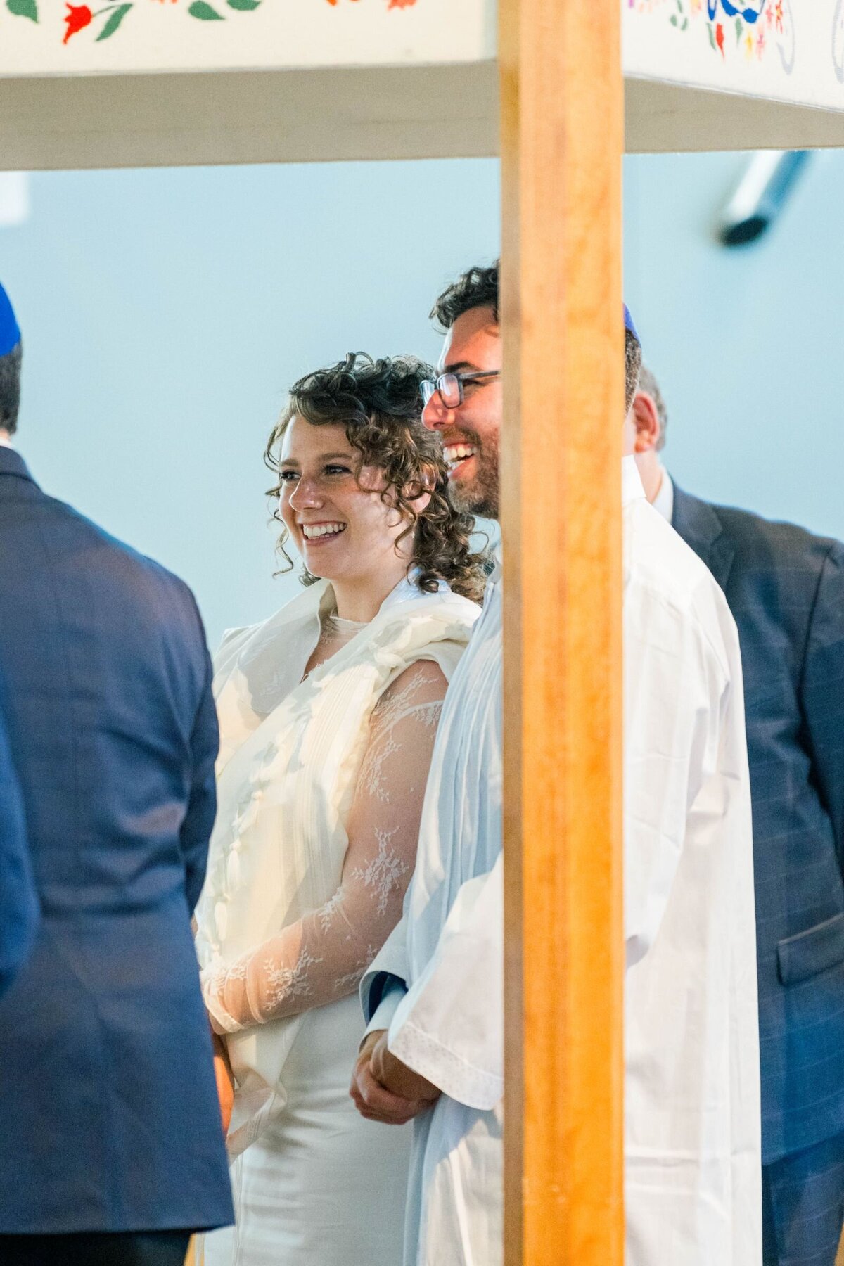 Eliana-Melmed-Photography-Chicago-LosAngeles-Jewish-WeddingPhotography-ShulaNoah-Chuppah-00089