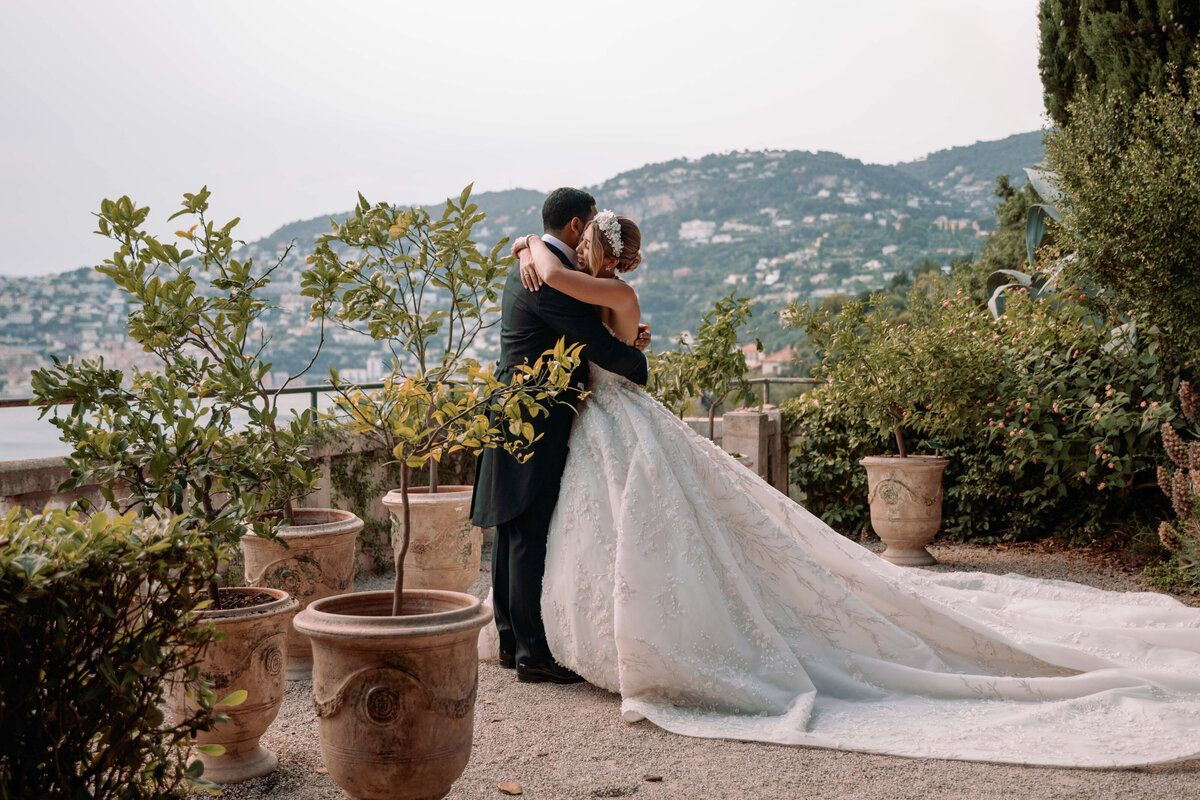 Flora_And_Grace_Villa_Ephrussi_France_French_Riviera_Editorial_Wedding_Photographer (44 von 276)