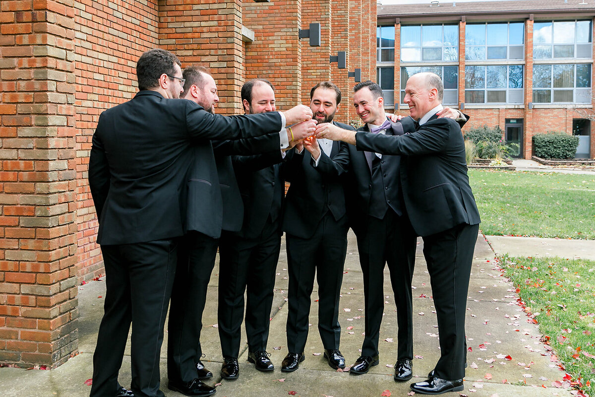 Eliana-Melmed-Photography-Chicago-LosAngeles-Jewish-WeddingPhotography-AndrewReady-00040