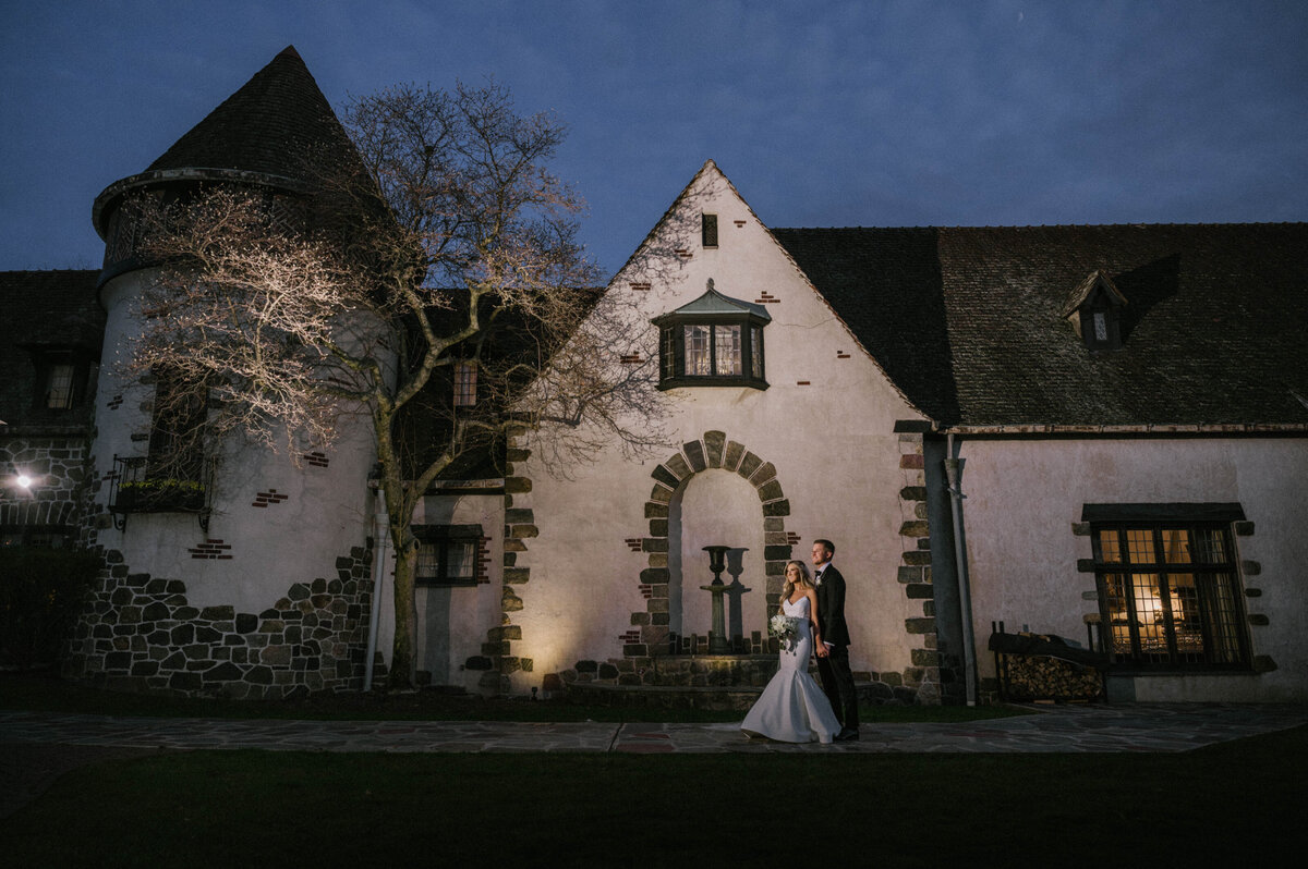 0058-Pleasantdale-Chateau-winter-wedding