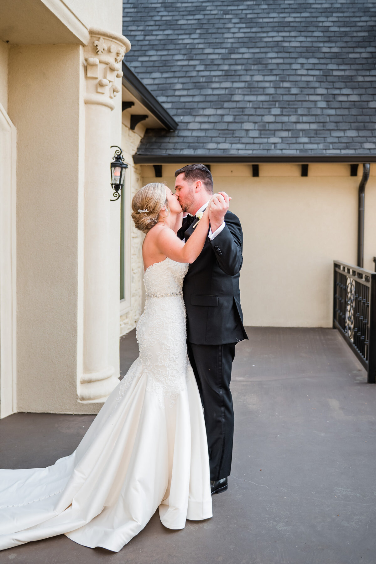 A Wedding at Knotting Hill Place in Little Elm, Texas - 18