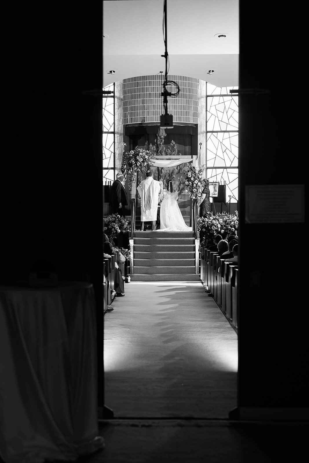 Eliana-Melmed-Photography-Chicago-LosAngeles-Jewish-WeddingPhotography-ElianaSklar-Chuppah-00145