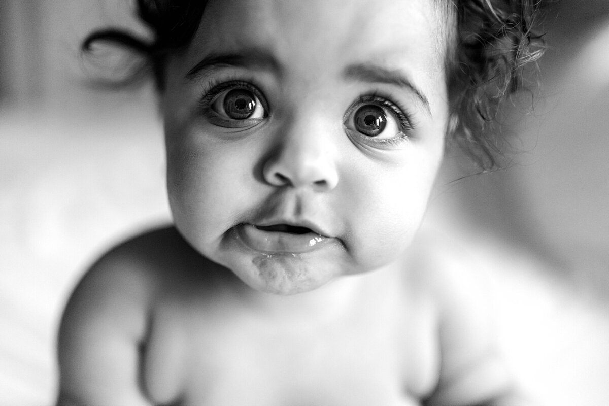 baby-eyes-black-and-white