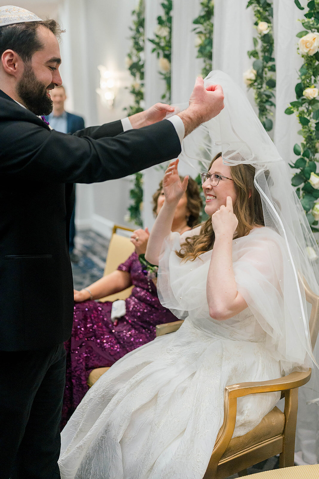 Eliana-Melmed-Photography-Chicago-LosAngeles-Jewish-WeddingPhotography-KabbalatPanim-00130