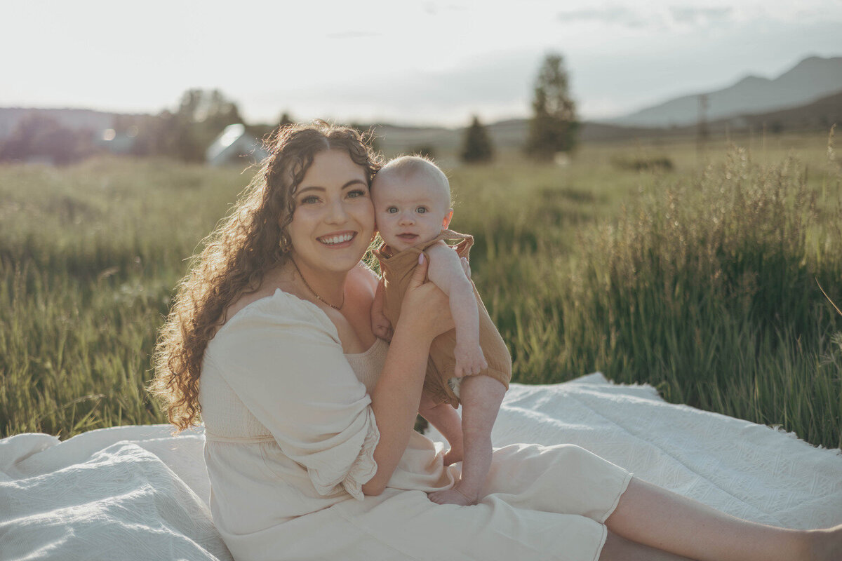 motherhood-photographer-utah (9)