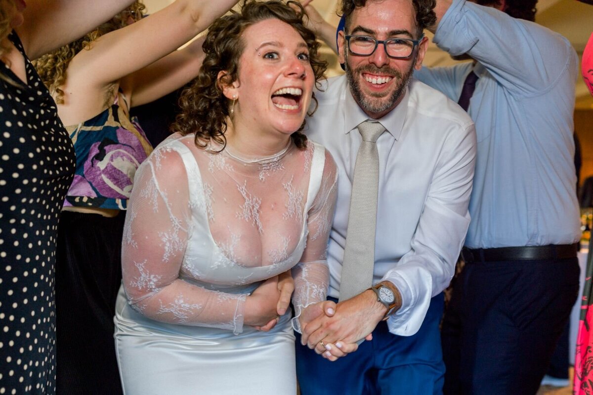 Eliana-Melmed-Photography-Chicago-LosAngeles-Jewish-WeddingPhotography-ShulaNoah-SneakPeek-00098