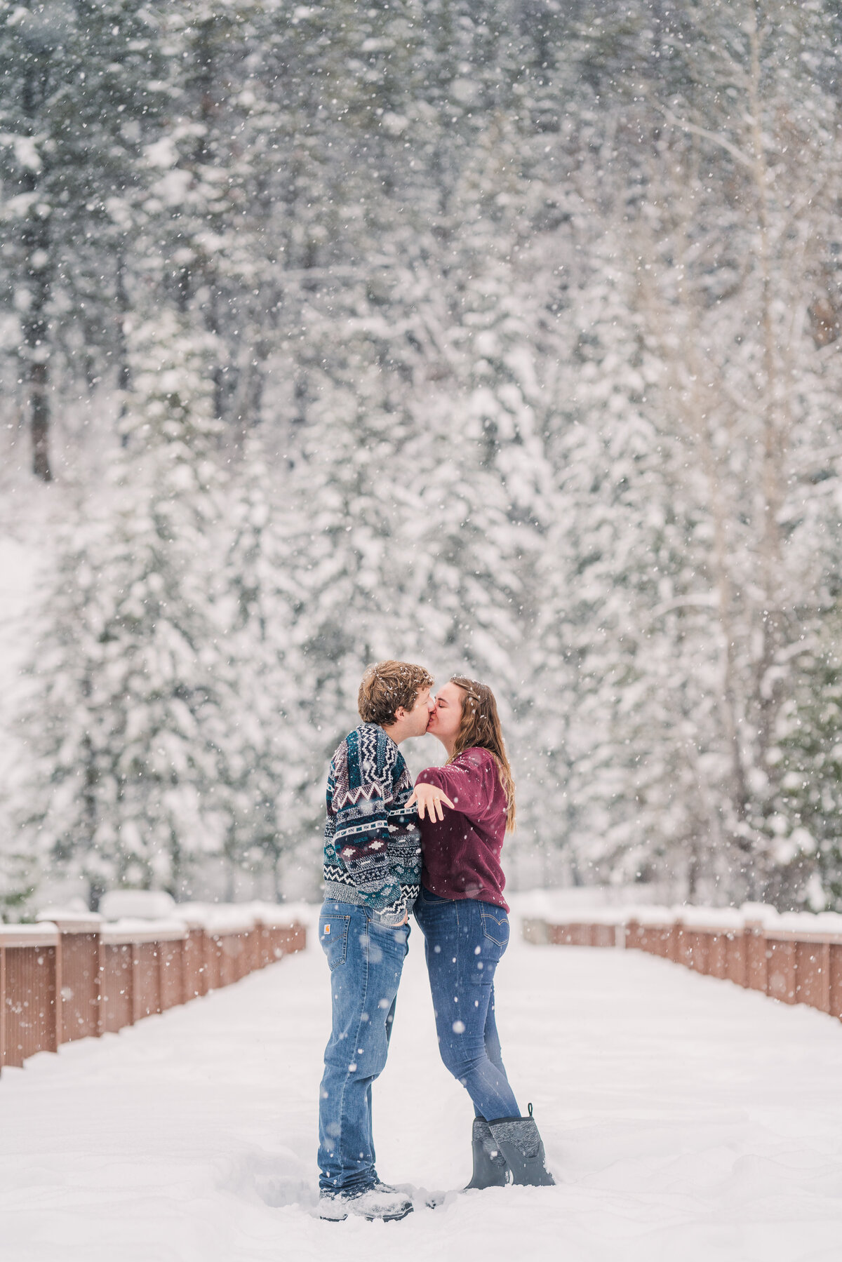 Glacier National Park Photographer - Engagement session (8)