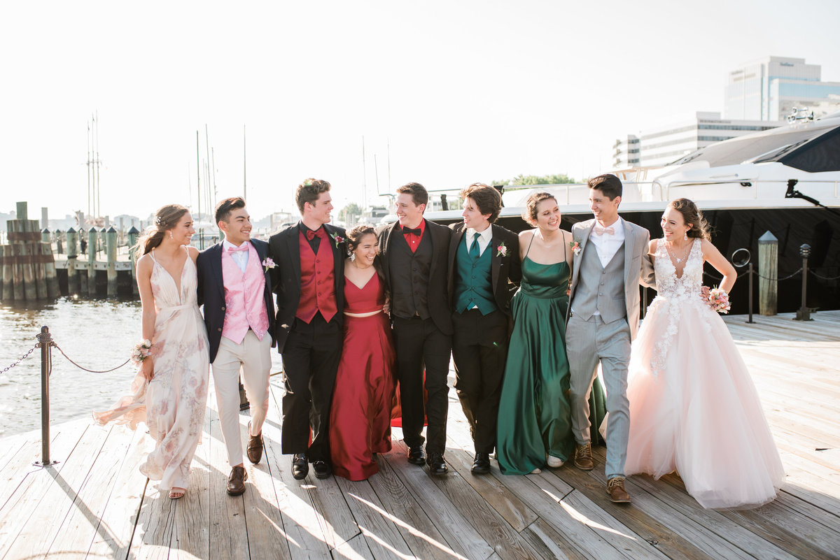 Christopher & Friends Prom 2019 Grassfield Leah Baggett Photography-13