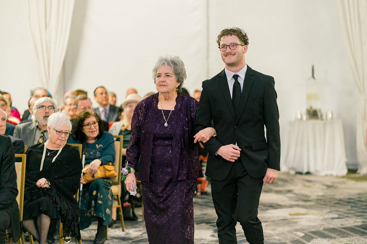 Eliana-Melmed-Photography-Chicago-LosAngeles-Jewish-WeddingPhotography-Chuppah-00032