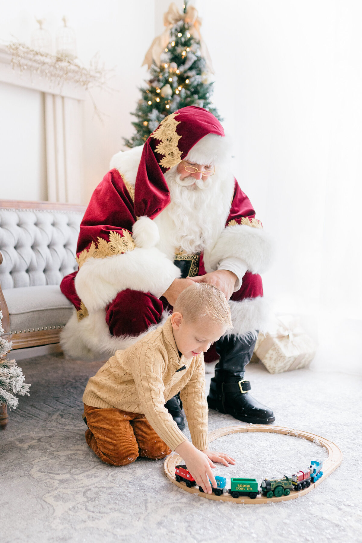 AllieBlaylockPhotographySanta31resized