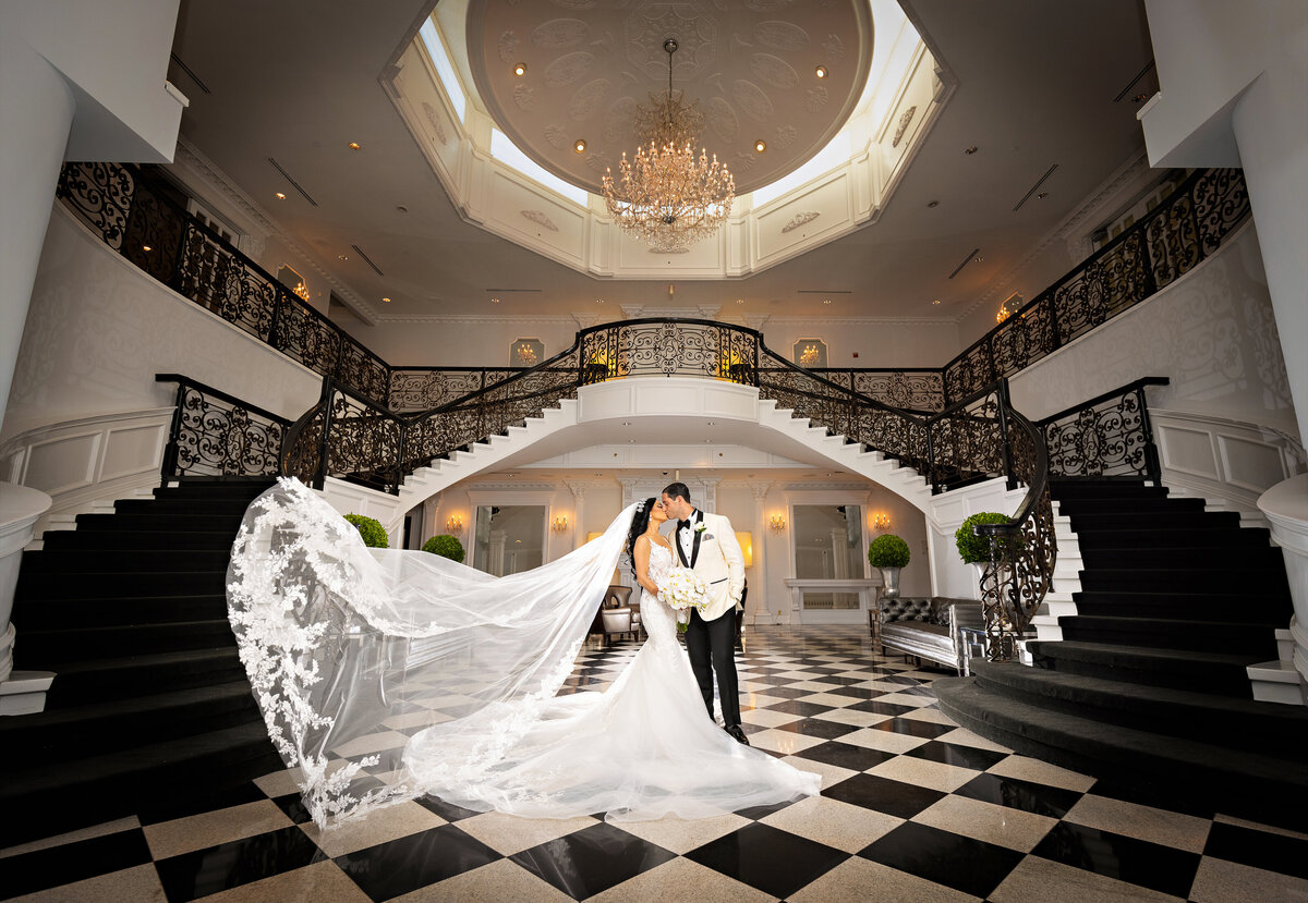 addison-park-wedding-grand-portrait