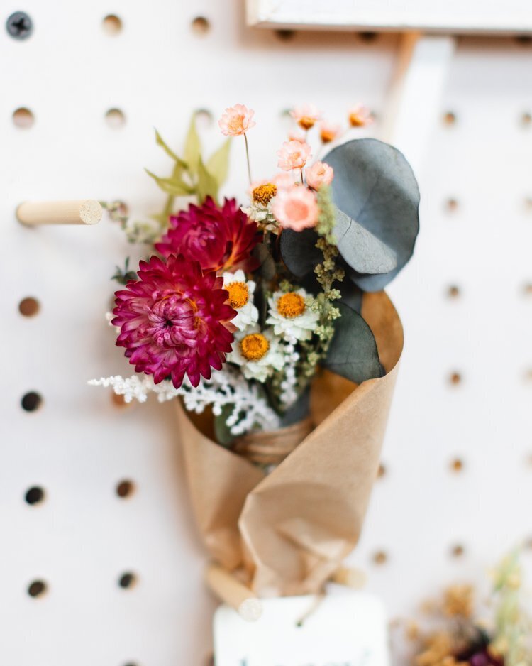 custom-floral-designs-honey-and-the-moon (5)