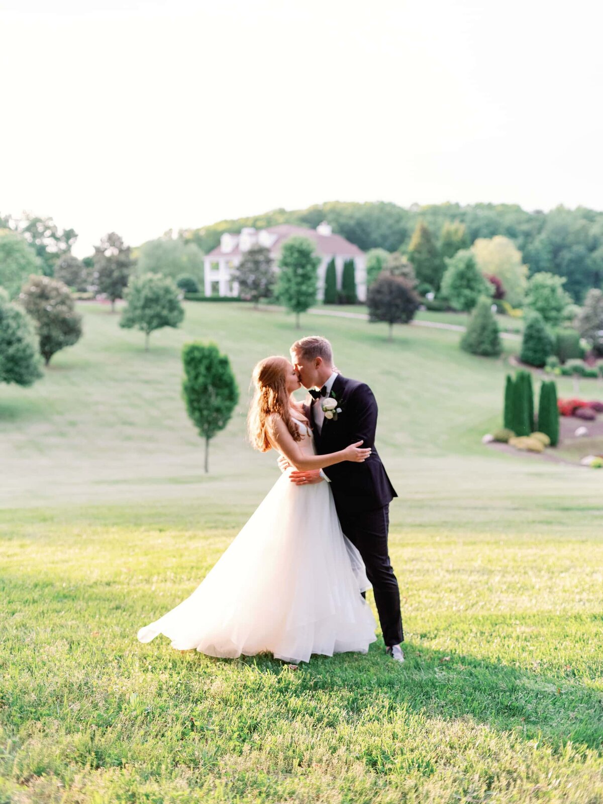 Caylyn_Alex_Castleton_Farm_Wedding_Abigail_Malone_Photography_Knoxville-1449