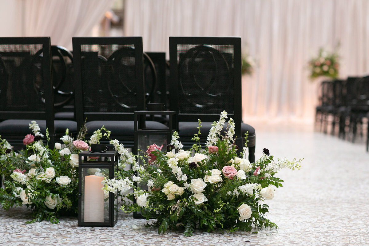 San Francisco Ferry Building Ceremony Flowers 
