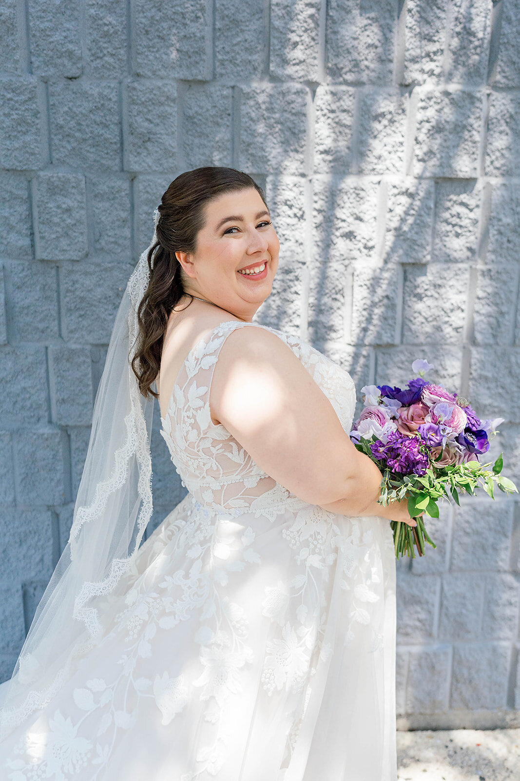 Eliana-Melmed-Photography-Chicago-LosAngeles-Jewish-WeddingPhotography-ElianaSklar-FirstLook-00050