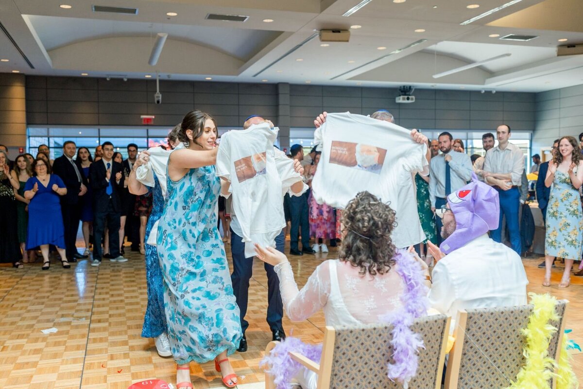 Eliana-Melmed-Photography-Chicago-LosAngeles-Jewish-WeddingPhotography-ShulaNoah-Shtick-00037