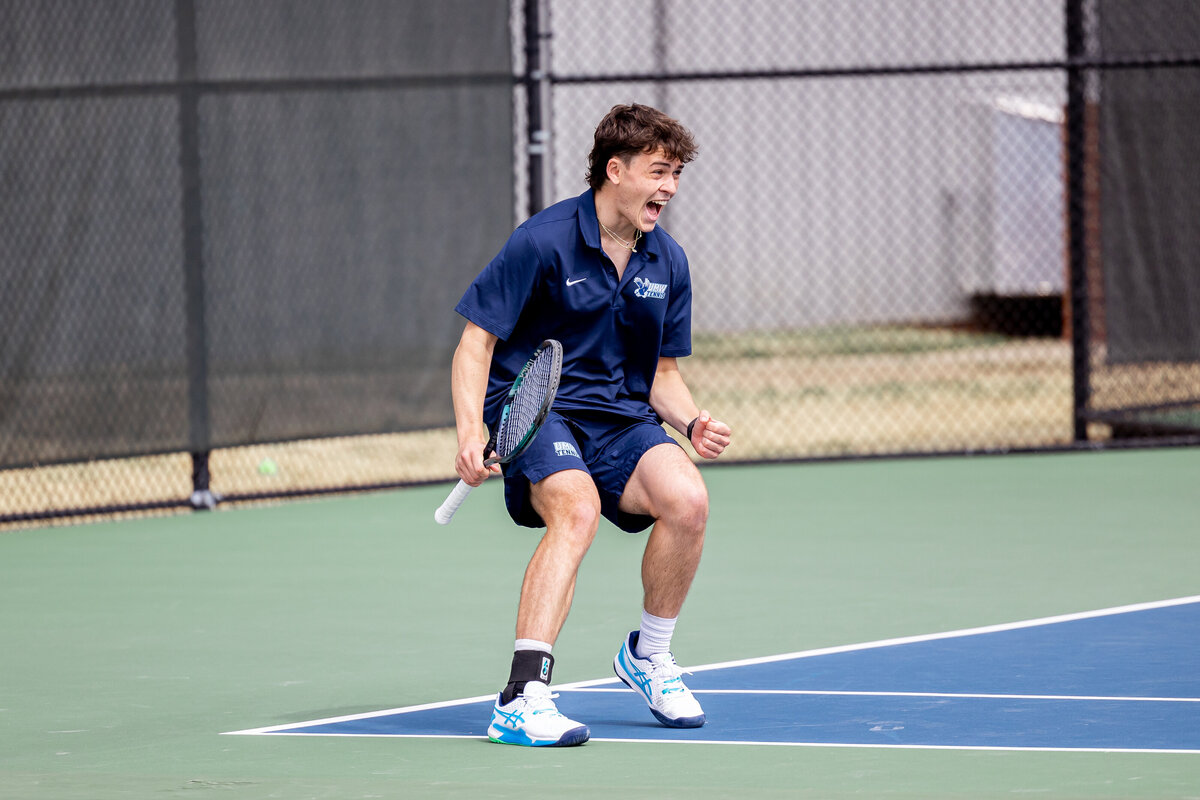 MTennis-1022