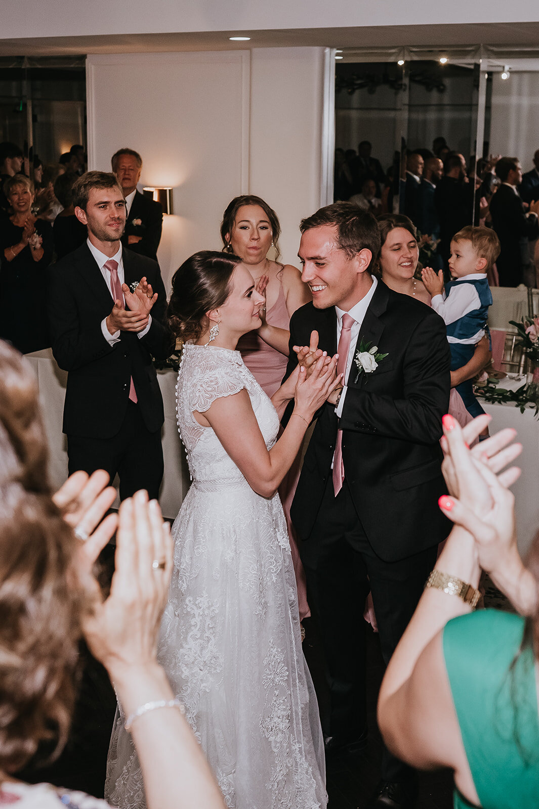 old-st-mary-catholic-wedding-cincinnati-ohio5
