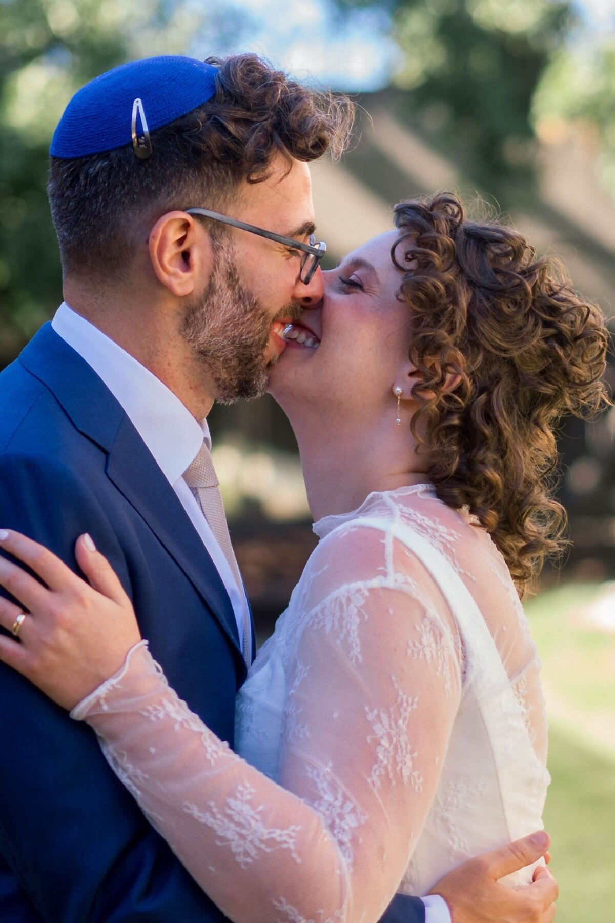 Eliana-Melmed-Photography-Chicago-LosAngeles-Jewish-WeddingPhotography-ShulaNoah-CouplesPortraits-00098