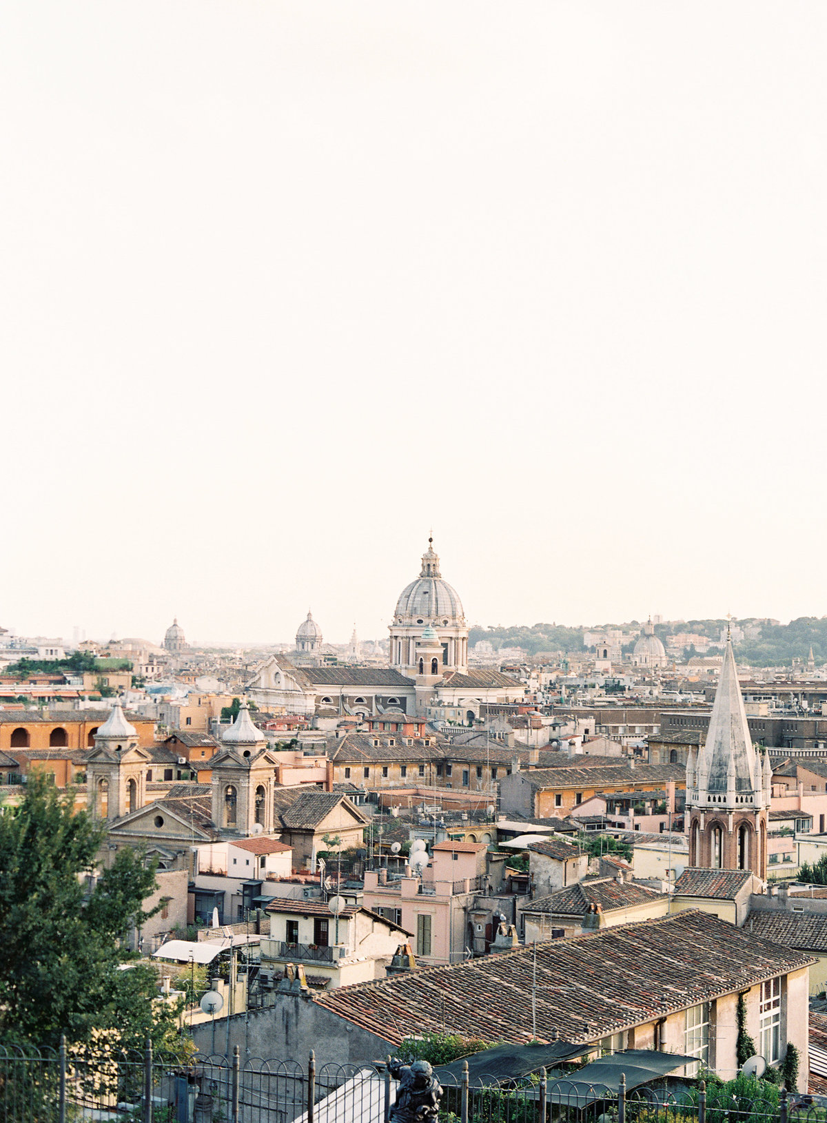 sophieeptonphotographyromaelopement-47