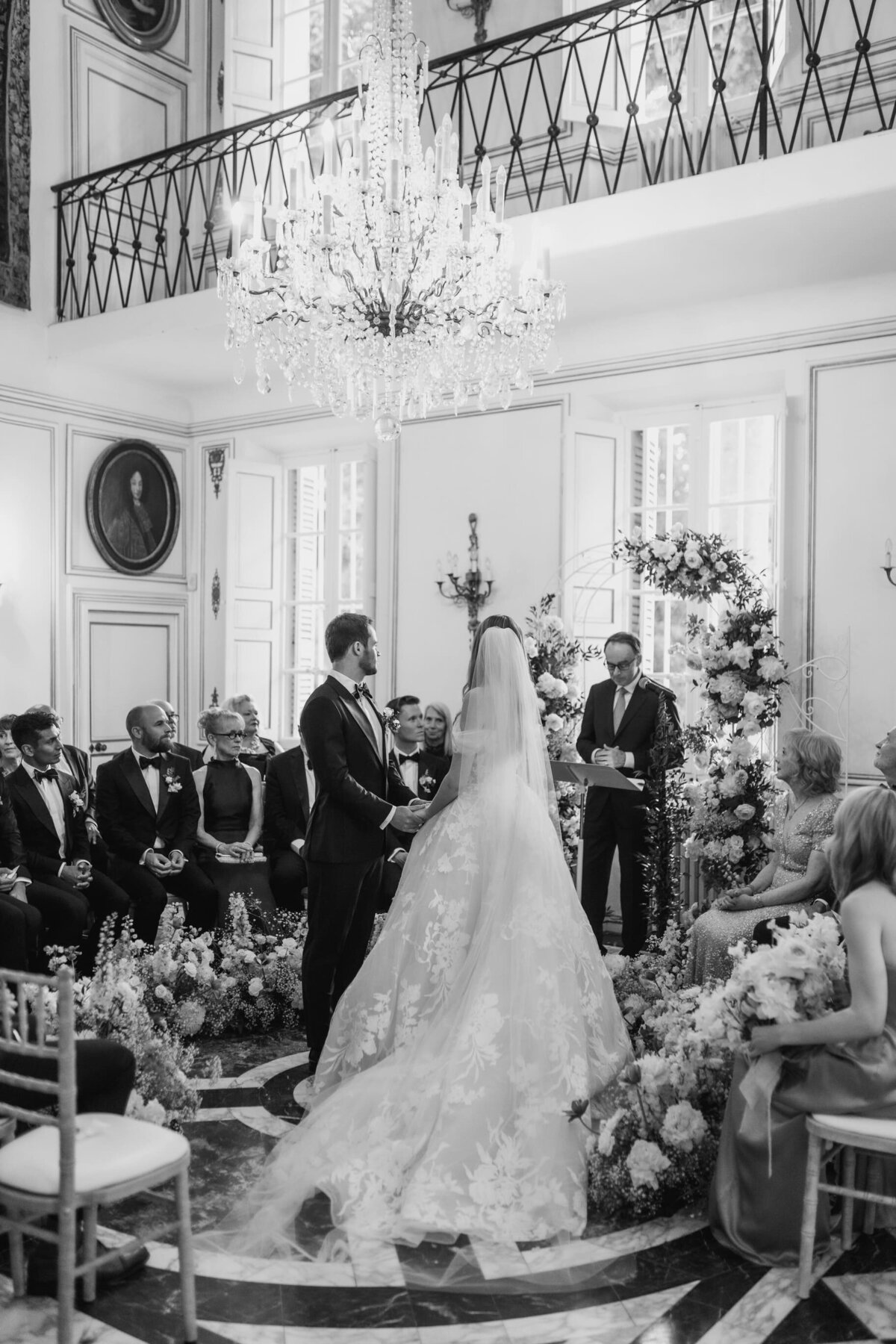 Chateau-France-indoor-wedding-ceremony