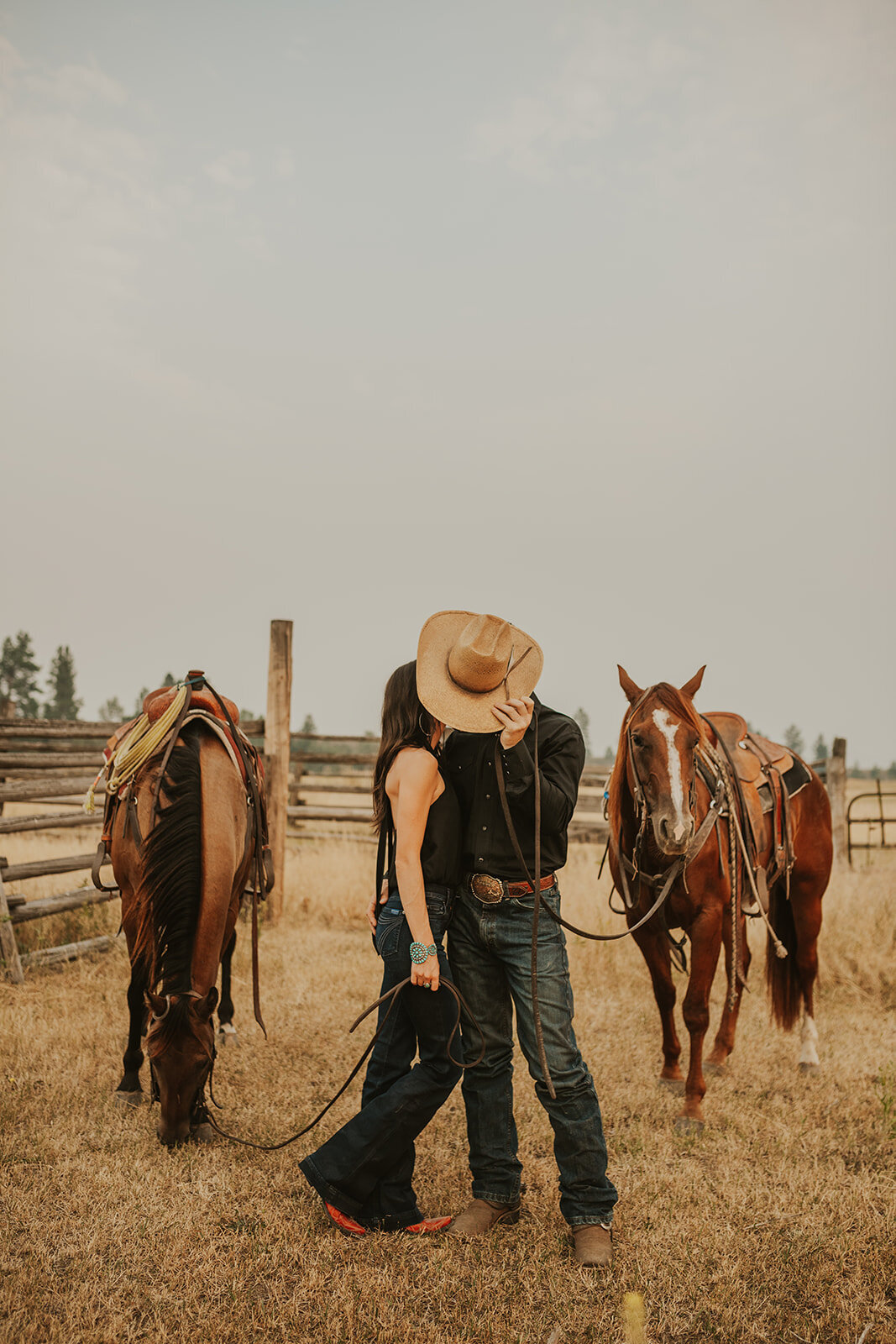 presley-gray-horseback-western-montana-engagement2049