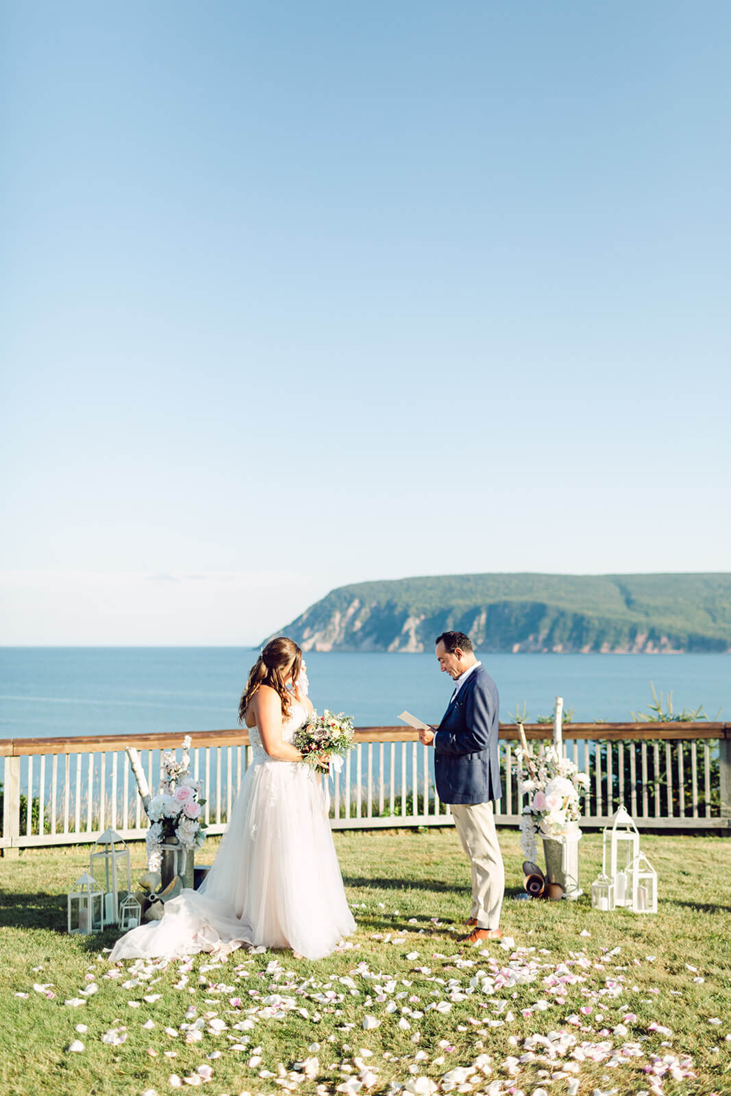 Alyssa-Marie-Photography-wedding-day-Cape-Breton02