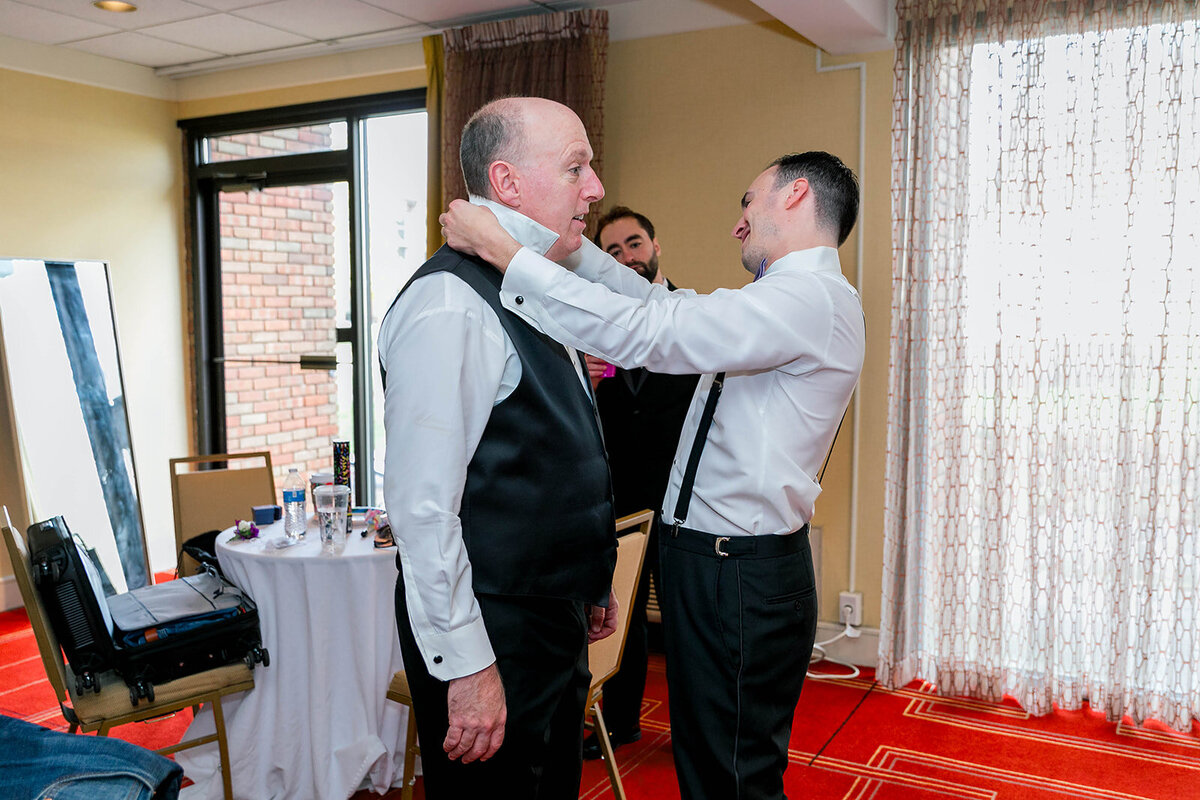 Eliana-Melmed-Photography-Chicago-LosAngeles-Jewish-WeddingPhotography-AndrewReady-00031