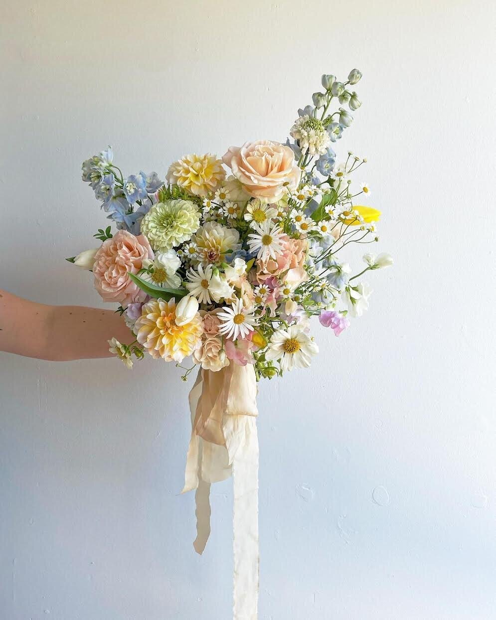 Bee's Blossoms Floral Studio Gold Coast Australia Florist Wedding Event Floral Design Flower Workshops Retail Deliveries Belle Clark Whimsical Romantic Lush Flowers Wedding Bouquets Centerpieces 1-8