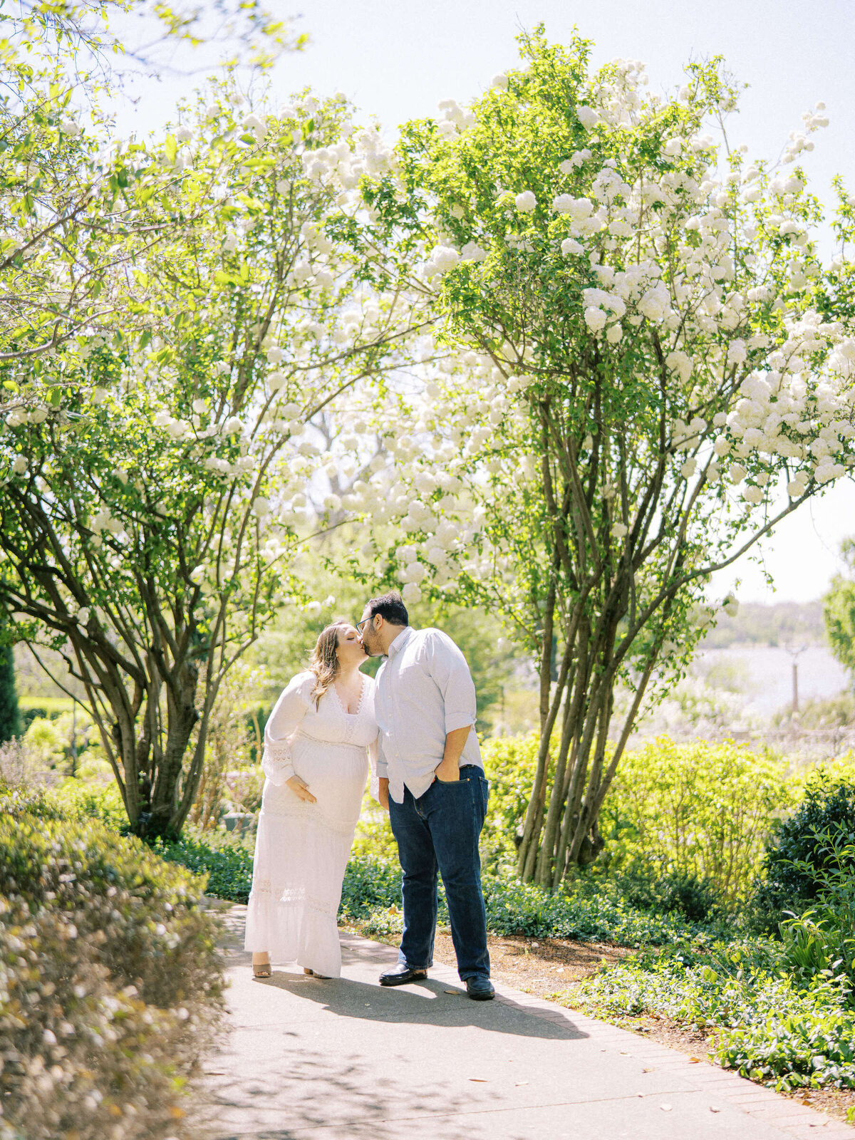 06 Dallas Arboretum Maternity Family Session Kate Panza Photography Kim and Nic