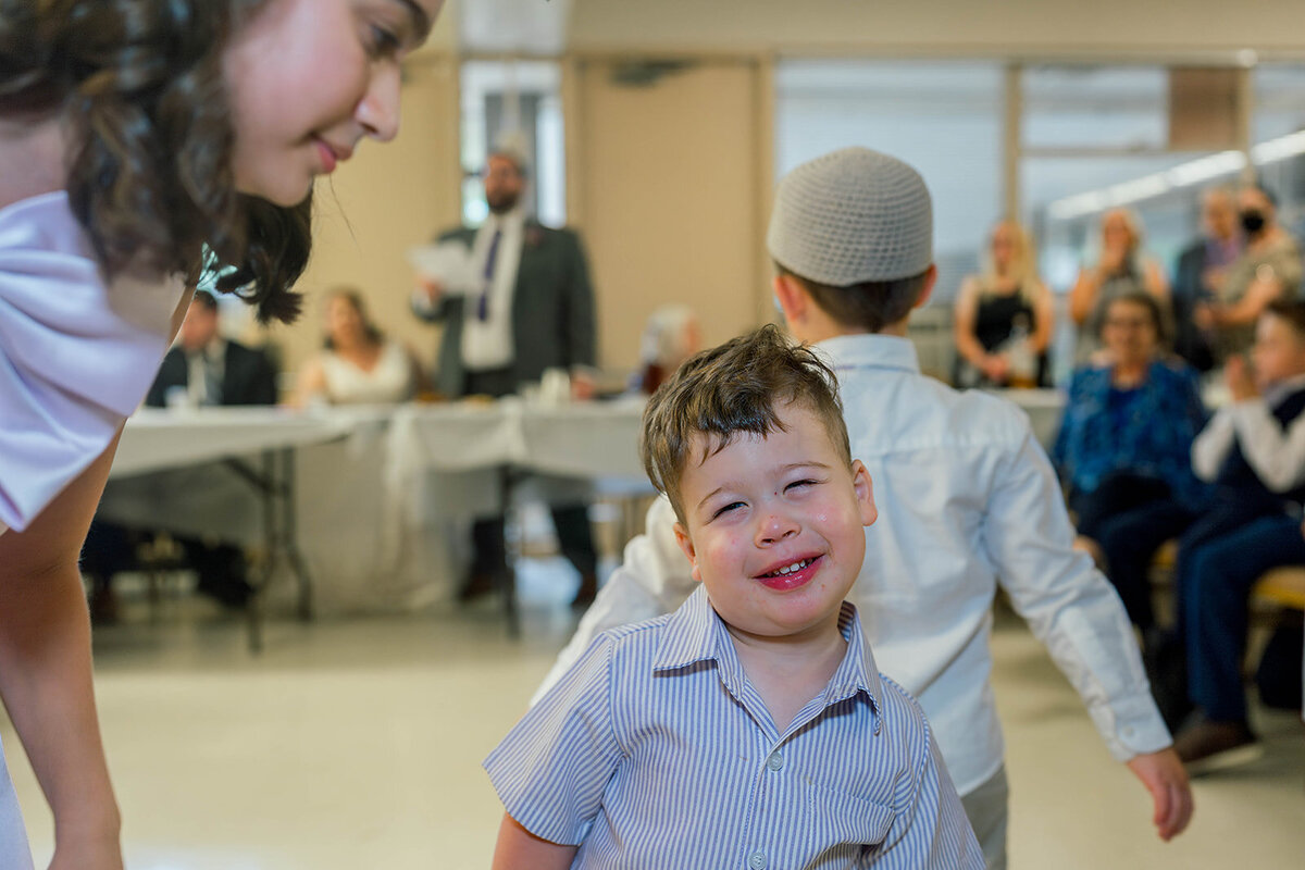 Eliana-Melmed-Photography-Chicago-LosAngeles-Jewish-WeddingPhotography-ElianaSklar-Tisch-00127