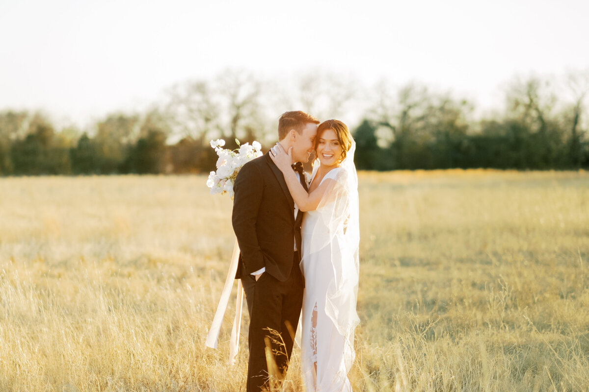 Bethany Erin Dallas Wedding Photographer Emerson Venue223