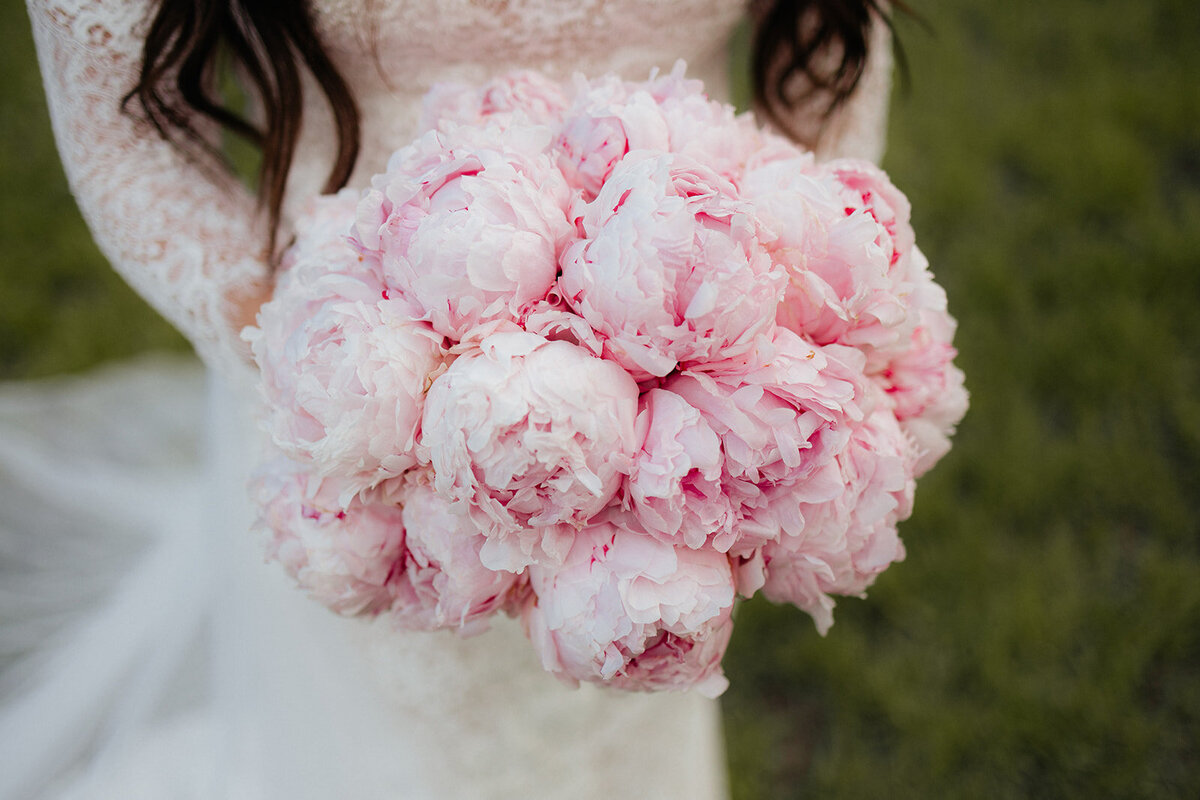 violet-arden-floral-pink-peony-bouquet