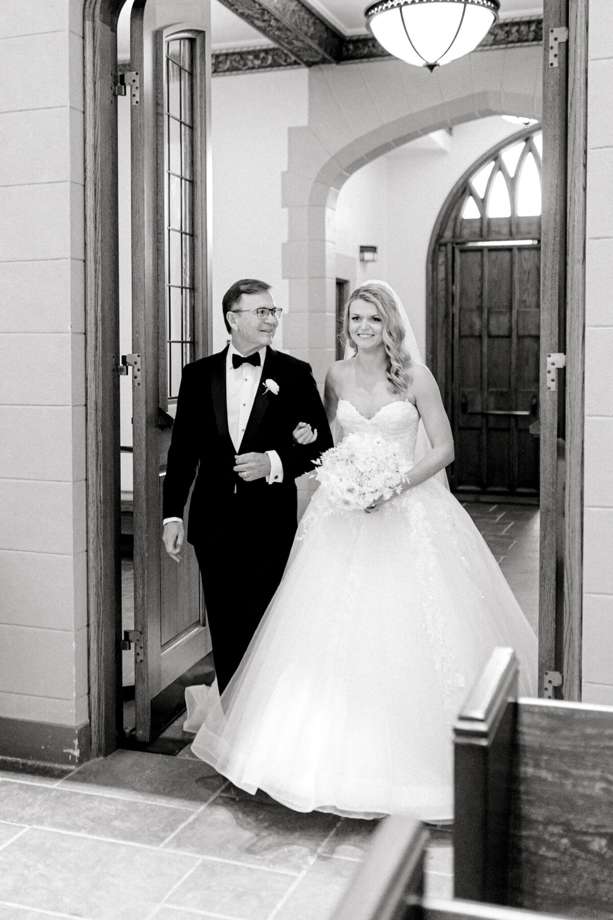 Shelby & Thomas's Wedding at HPUMC The Room on Main | Dallas Wedding Photographer | Sami Kathryn Photography-104
